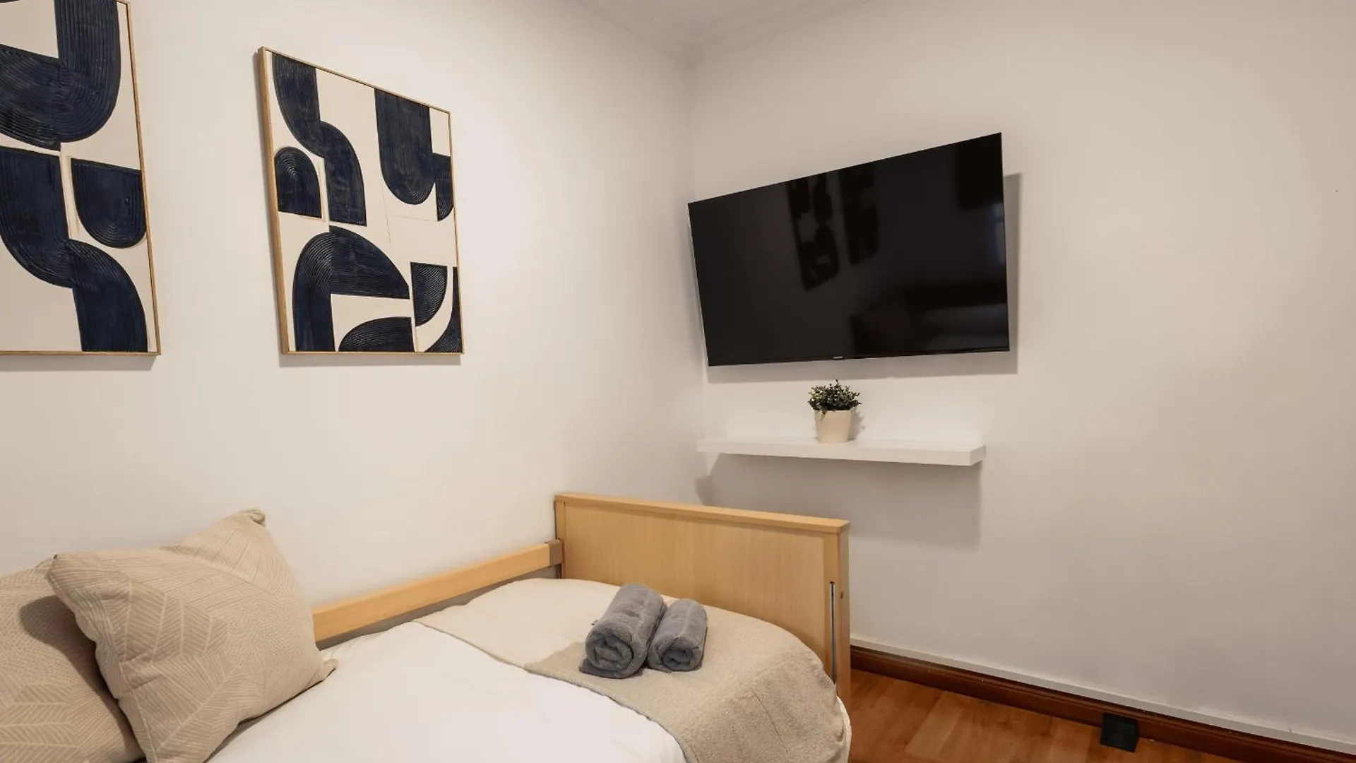 Luxury Villa With Heated Pool, Jacuzzi, Gym, And Gardens Puerto de la Cruz  Spanien
