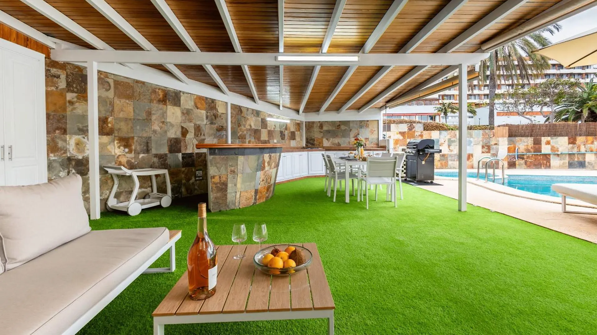 Alpehytte Luxury Villa With Heated Pool, Jacuzzi, Gym, And Gardens Puerto de la Cruz  Spanien